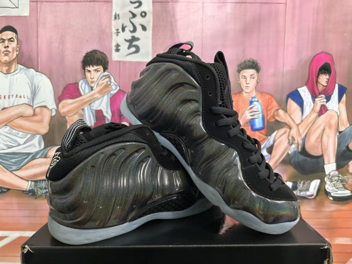 Nike Holographic Spray Basketball Sneakers Black