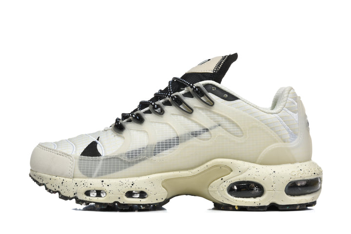 Nike Cream and Black Sneakers