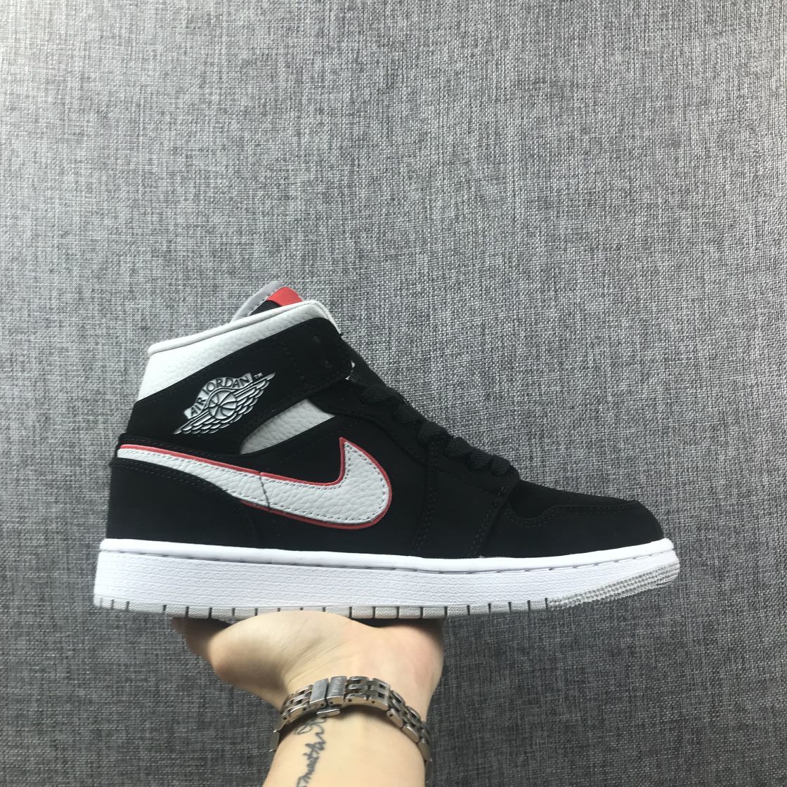 Jordan Air Jordan 1 Mid Black Silver Red 554724-060