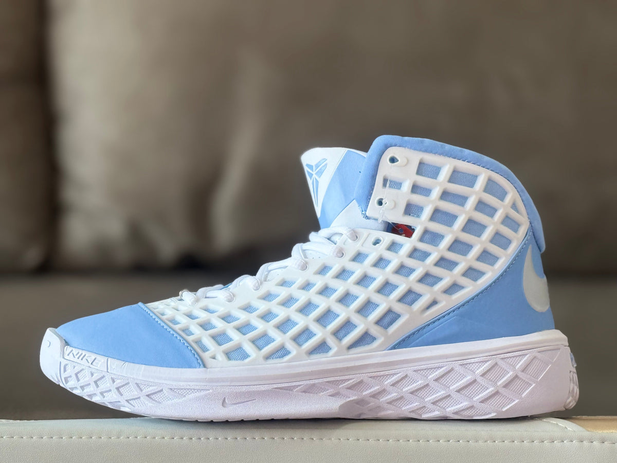 Nike Kobe 3 Basketball Shoes North Carolina Blue