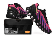 Nike Air Max DN8 Sneakers Pink and Black