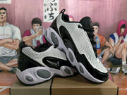 Nike Black and White Sneakers
