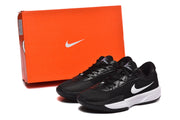 Nike 872-25 Black and White Low-Top Sneakers