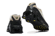 Nike Shox Ride 2 Sneakers in Beige, Cream and Black