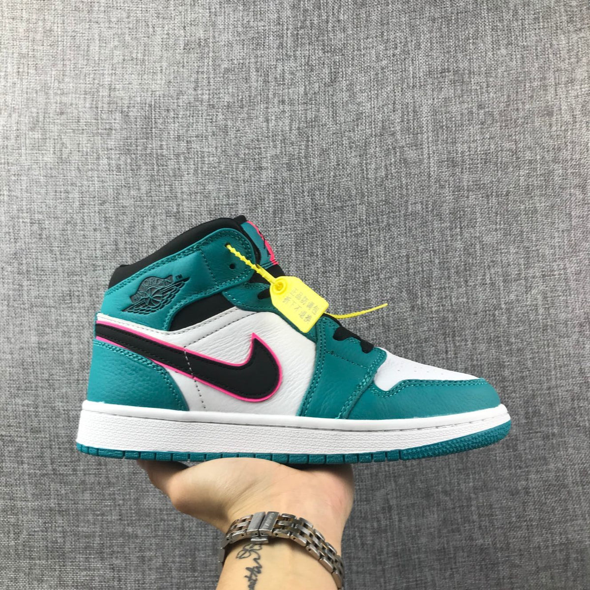 Jordan Air Jordan 1 Retro High OG Jade White High-Top Sneakers