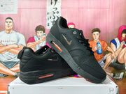 Nike Black Low-Top Sneakers with Visible Air Unit