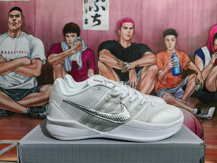 Nike Kobe 8 Basketball Shoes, White Silver