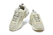 Louis Vuitton LV Runner Tatic Sneakers in Beige and Grey