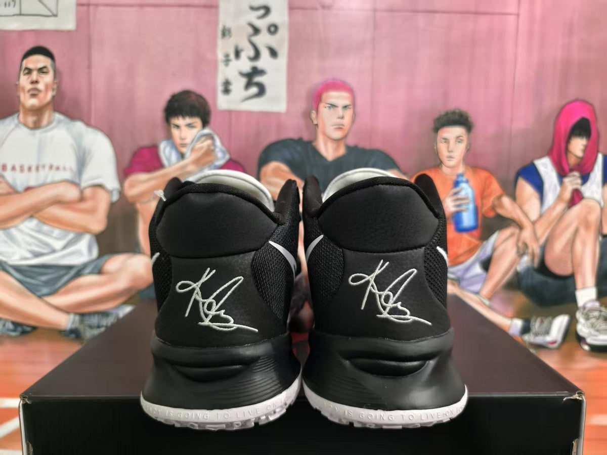 Nike Black and White Basketball Sneakers