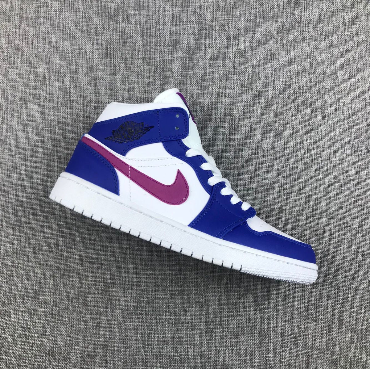 Jordan Air 1 Mid Blue Pink Sneakers 554724-451