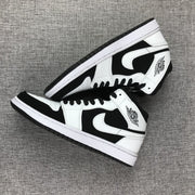Jordan Air Jordan 1 Mid Panda Black White 554724-113