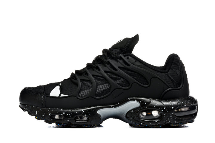 Nike Air Max Plus Black Running-Style Sneakers