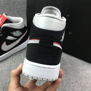 Jordan Air Jordan 1 Mid Black Silver Red 554724-060