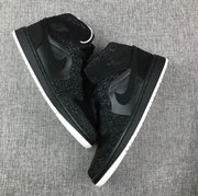 Jordan Air Jordan 1 Mid Black White 554724-001 Sneakers