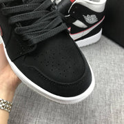 Jordan Air Jordan 1 Mid Black Silver Red 554724-060