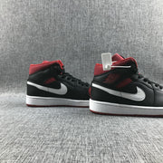 Jordan Air Jordan 1 Mid Black Red Sneakers 554724-020