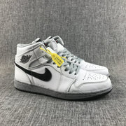 Jordan Air Jordan 1 Retro High OG White Gray Dot Sneakers