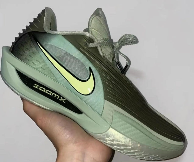 Nike 918-7 Green Sneakers