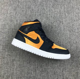 Jordan 1 Mid SE Black Gold Sneakers 852542-401