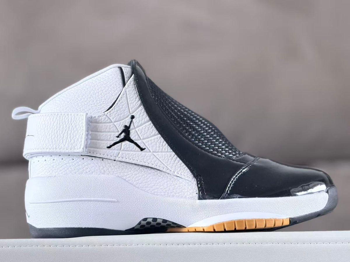 Jordan 19 Sneakers White Black