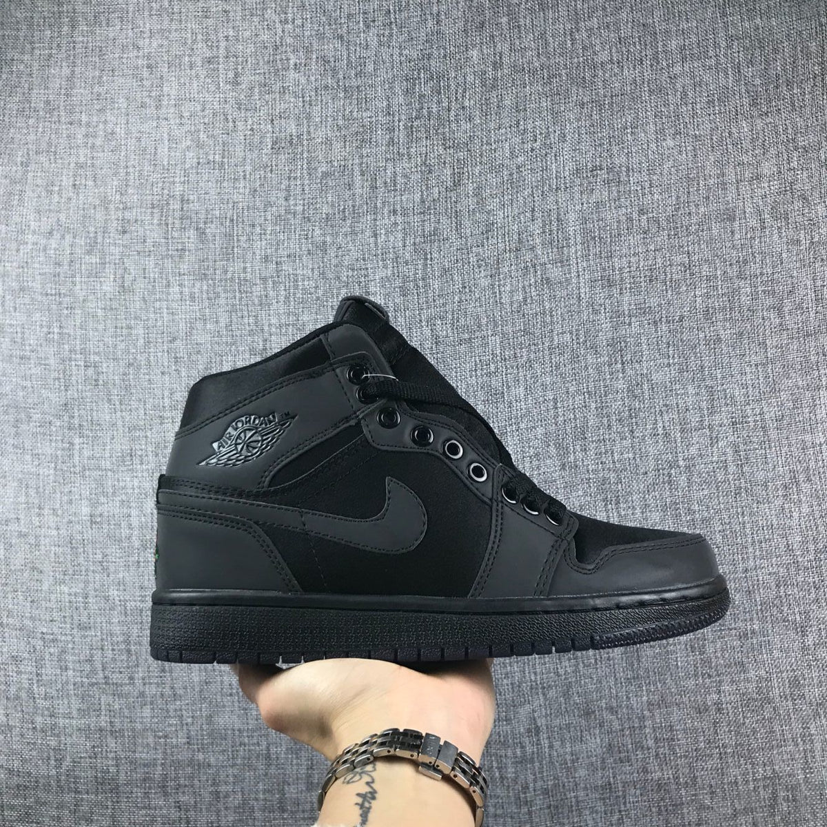 Jordan Air Jordan 1 High Black Rose Sneakers