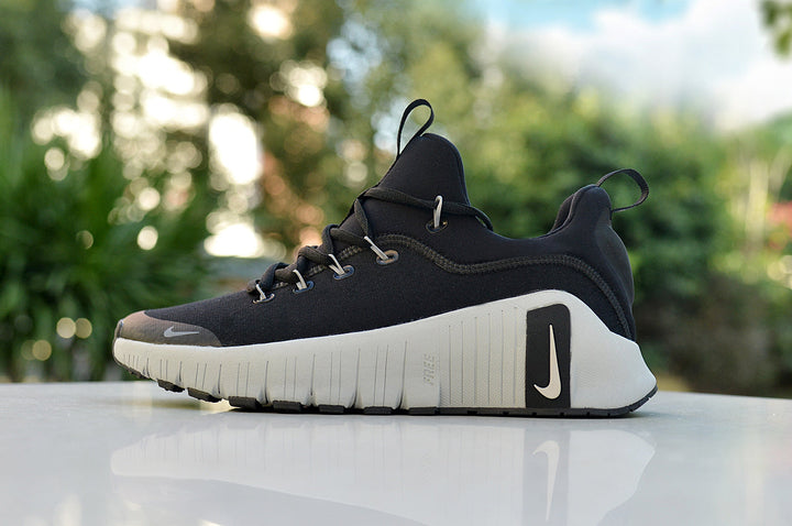 Nike Free Run Black and White Running Shoes