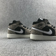 Air Jordan 1 Mid SE GS Leopard Sneakers BQ6931-021