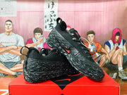 Nike Black Textured Low-Top Sneakers