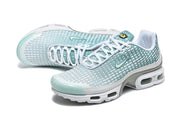 Nike Air Max Plus VII Sneakers in Teal and White