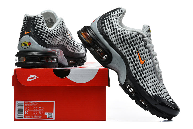 Nike Air Max Plus VII Sneakers in Grey and Black
