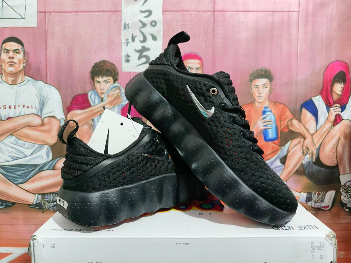Nike Black Sneakers